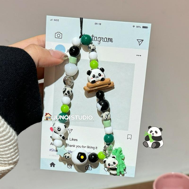 Accesorii Pentru Telefoane Mobile | Pandantiv Din Mărgele Cu Panda Cartoon Care Îmbrățișează Bambus, Potrivit Pentru Lanțuri De Telefon, Huse De Telefon, Șnururi, Mărgele Lucrate Manual, Lanțuri Pentru Camere Ccd, Șnururi De Protecție Pentru Telefon, Husă Pentru Căști, Accesorii Pentru Genți, Creativitate De Nișă Pentru Femei. Accesorii Pentru Telefoane Mobile Accesorii Pentru Telefoane Mobile